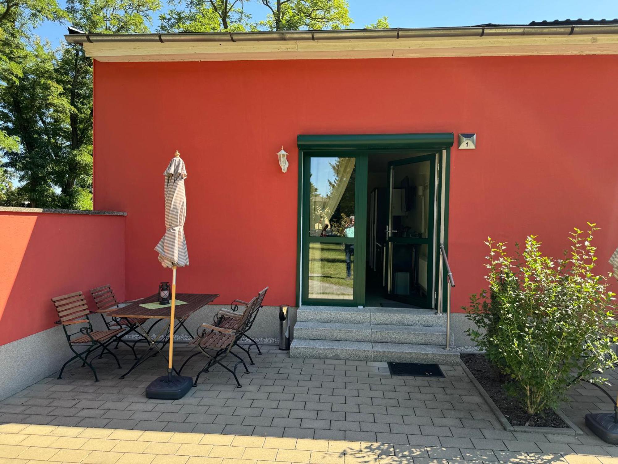 Hotel Bed & Breakfast Am Waldguertel Forst  Exterior foto